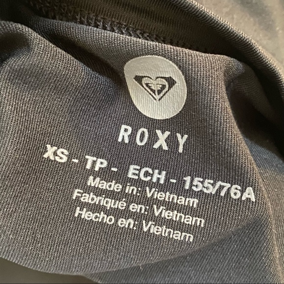 Roxy black white front logo rash guard short sleeve swim top - Picture 6 of 8